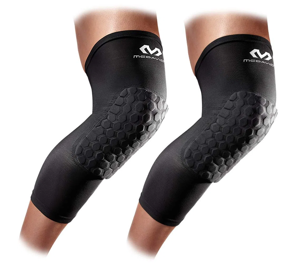 McDavid Beinstulpe Hexforce Kniebandage, Schwarz, M & 651 Unterarmschutz mit HEX-Polsterung für Damen und Herren - Perfekt für Rugby oder andere Kontaktsportarten