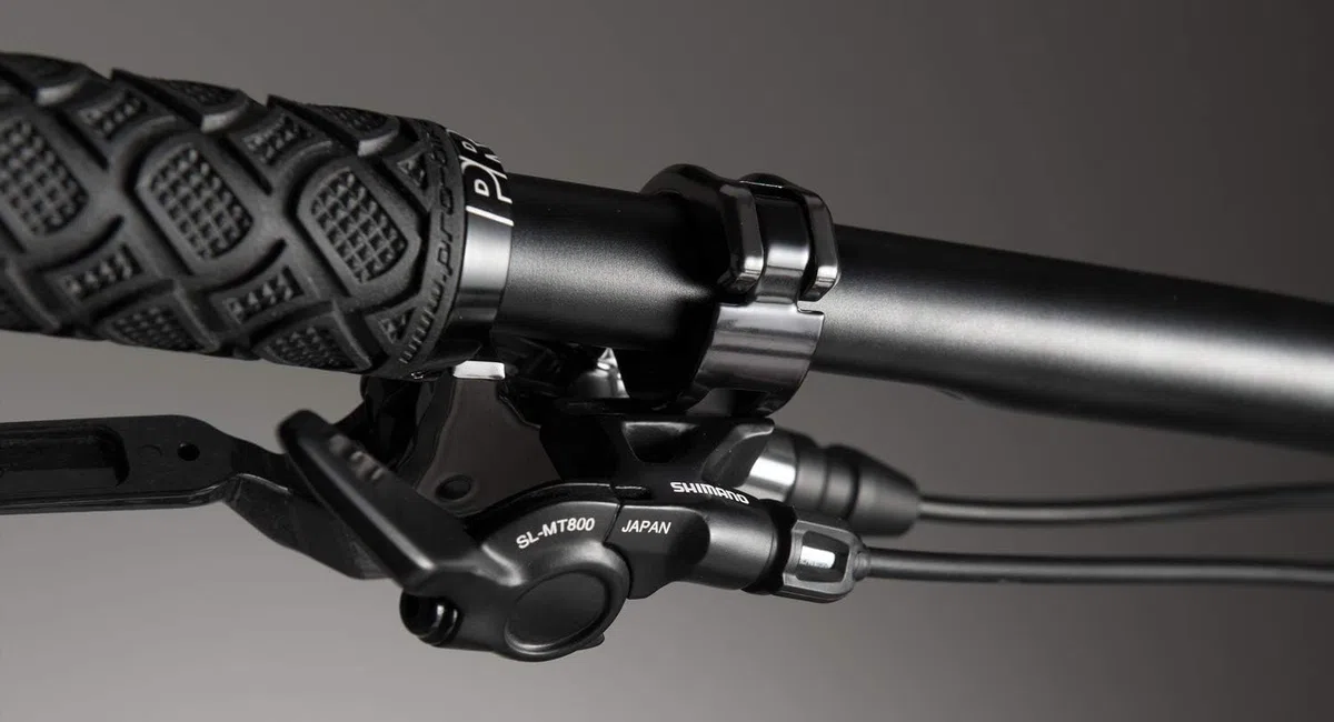 SHIMANO Zimmermannshammer Ergo 16Oz