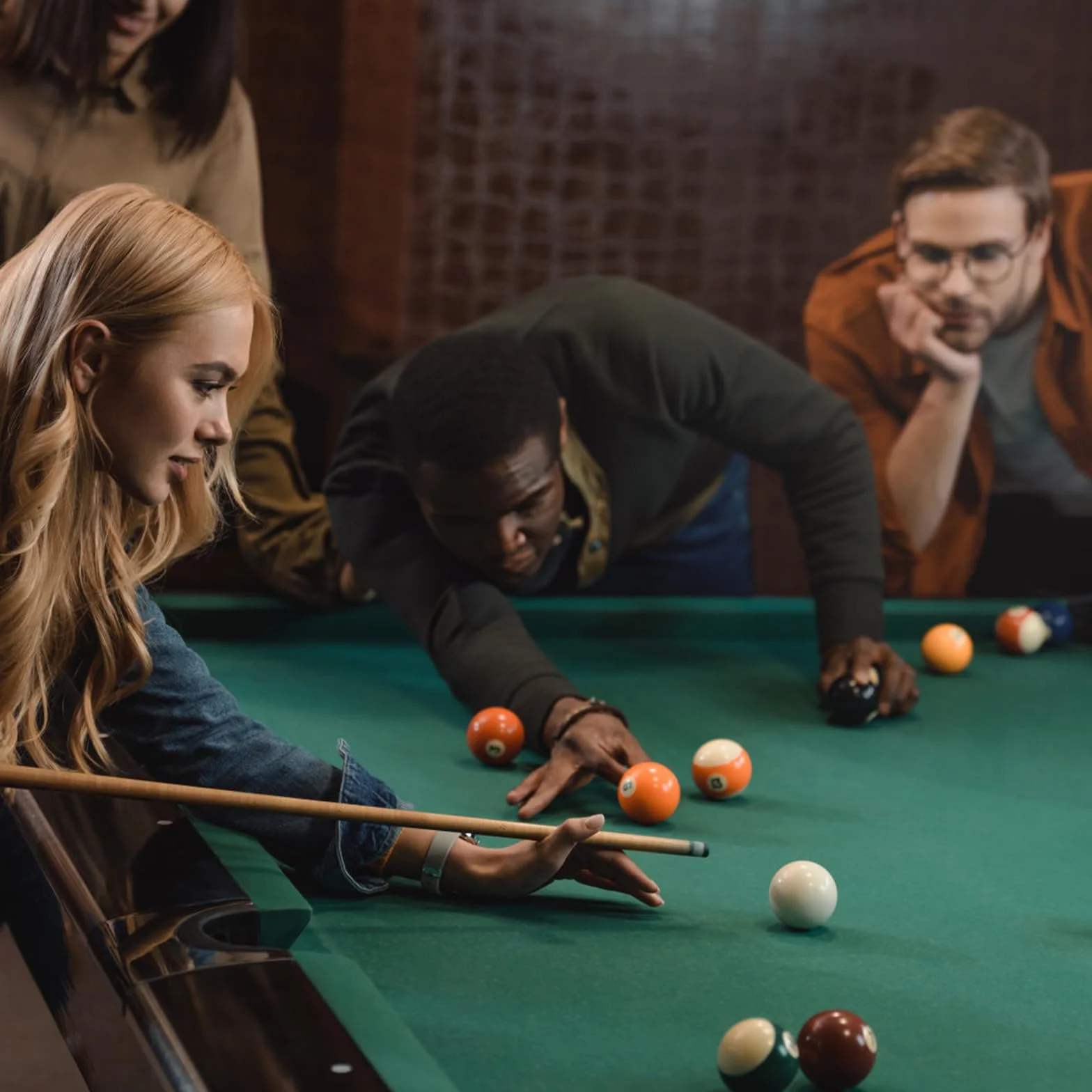 Billard Zubehör Set Komplett mit Kugeln, Dreieck, Kreide & Ersatzspitzen – Pool Billardkugeln Set 57,2 mm, Pool Tisch Zubehör für Zuhause, Bar & Verein