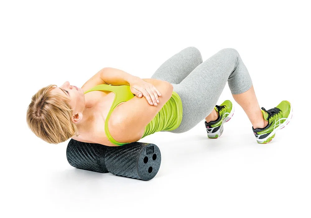 PINOFIT Faszienrolle Pro – Massagerolle für den Rücken zur Selbstmassage der Faszien – mit ergonomisch geformter Kerbe – inkl. Übungsposter