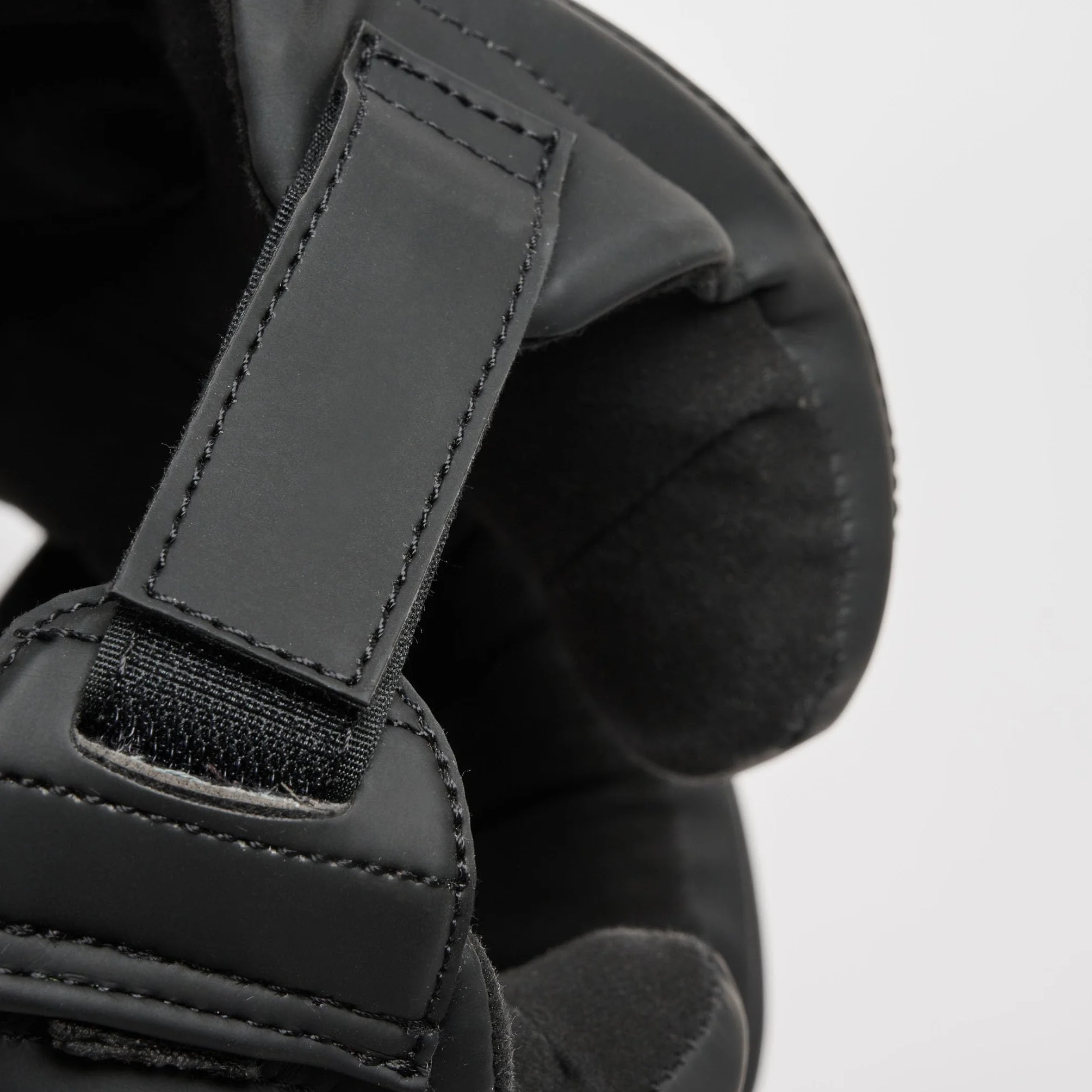 Leone 1947 CS435, Helm Black Edition Unisex Erwachsene, Schwarz, M