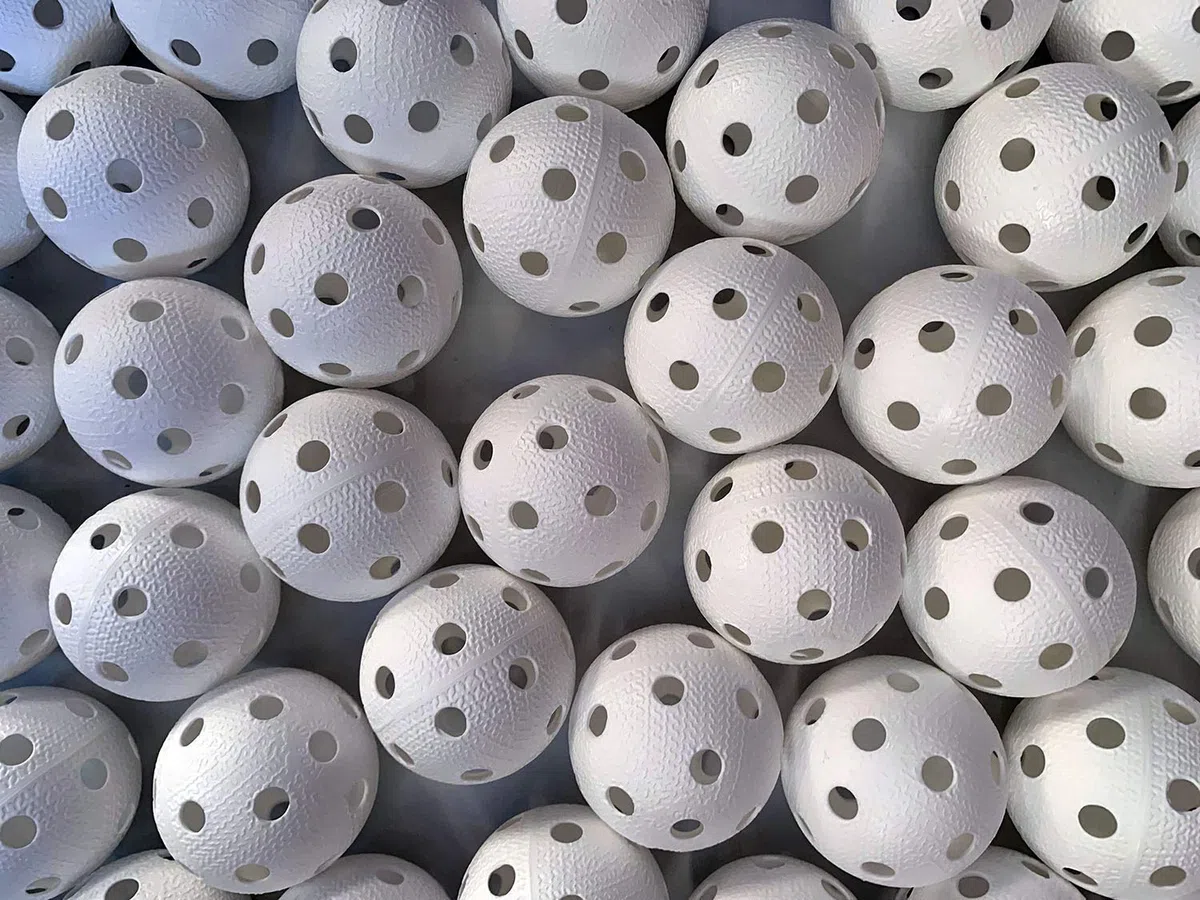 Floorball Unihockey Ball 24er Team Set Weiss | Wettkampfball Trainingsball mit IFF Zertifikat für geprüfte Qualität