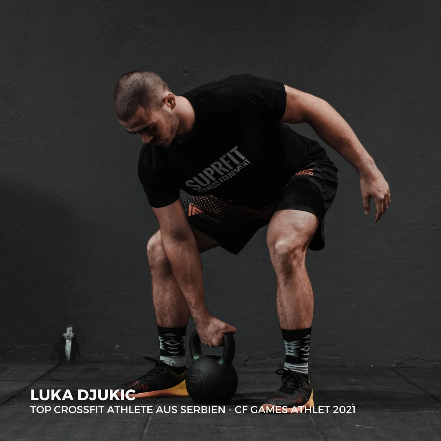 SUPRFIT Econ Kettlebells - Pulverbeschichtete Kugelhantel aus Gusseisen für Kraft- & Crosstraining - Ideal zum Reißen, Stoßen & Drücken, Perfekt als Kettlebell Set, Gewicht: 4-48kg, Schwarz lackiert