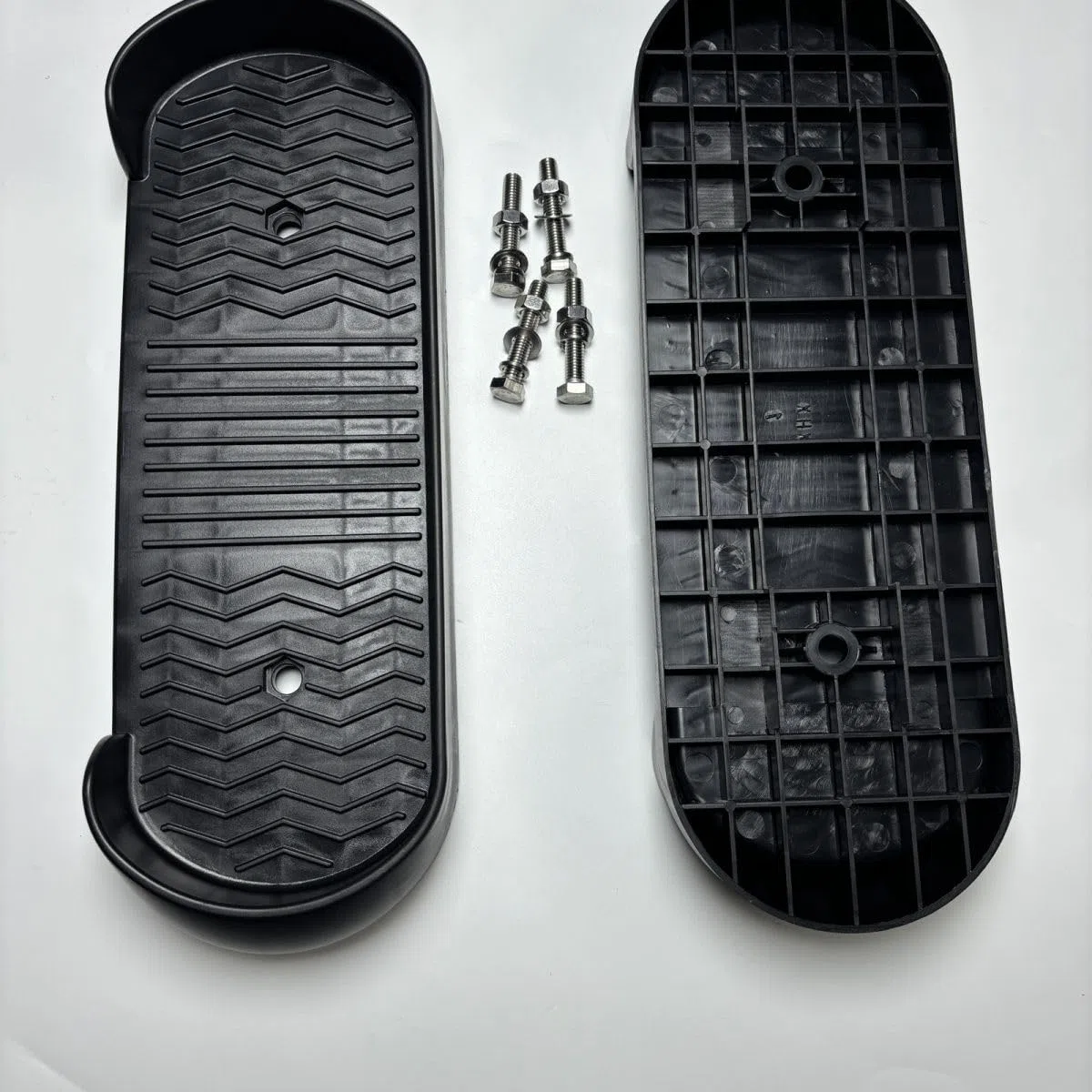 Rüsten Sie Ihr Heim-Fitnessstudio mit unserem universellen elliptischen Fußpedal Anti-Rutsch-Zubehör auf – einfach zu installieren, perfekt als elliptische Ersatzteile (8 mm Öffnung)