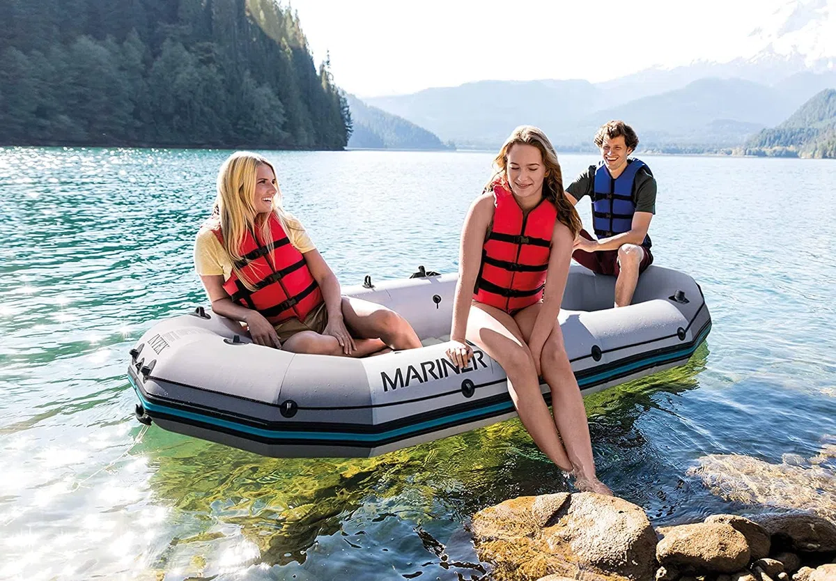 Intex Mariner 3 Inflatable Dinghy 3 Man Boat with Aluminium Oars and Pump