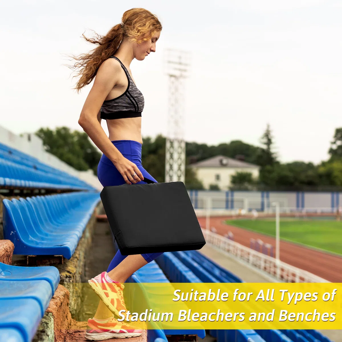 FASTMOMENT Stadion-Sitzkissen, wasserdicht, für drinnen und draußen, tragbares Stadionkissen für Sportveranstaltungen, Stühle, Strände, 2 Stück, Schwarz, 2 Stück