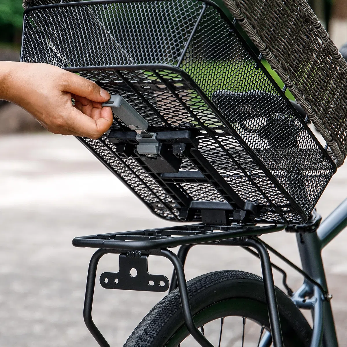Fahrrad-Heckträger – Gepäckträger kompatibel mit MIK-System, Fahrrad-Gepäckträger für Scheibenbremsen/Nicht-Scheibenbremsen – Höhenverstellbar für 26"-29" Rahmen