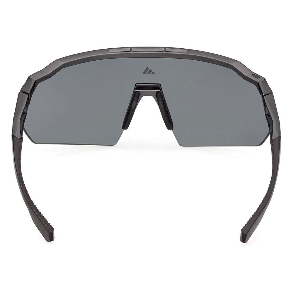 adidas Sport SP0093 Sonnenbrille Herren und Damen, Unisex Sportliche Dünne und Leichte Sonnenbrille, Bildschirm Linsenform, Inklusive Etui, Polarisierte Rauchgläser, Matt Schwarz